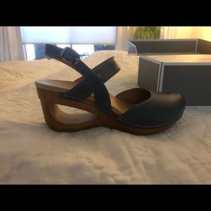 Dansko taci wedge sandals
